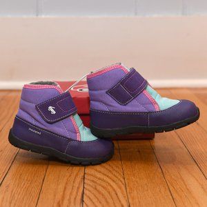 See Kai Run Kids Blake Boot - size 9, but really an 8